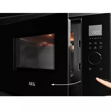 Micro ondes grill encastrable AEG MSB2548C-M – Image 8