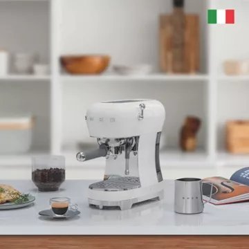 Machine à expresso SMEG ECF02WHEU – Image 8